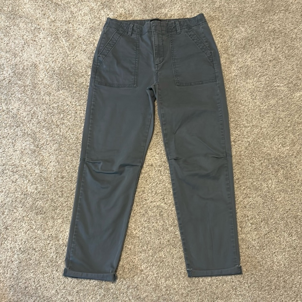 Banana Republic Girlfriend Authentic Chino ankle pant